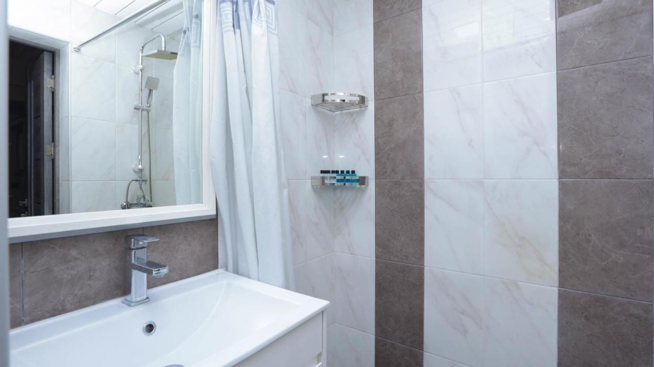 יירבאן Stay Inn Apartments On Amiryan 15 מראה חיצוני תמונה