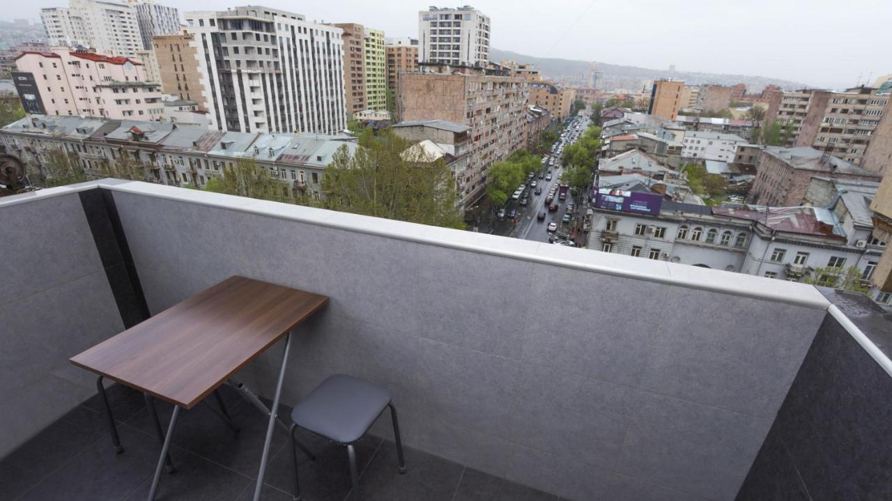 יירבאן Stay Inn Apartments On Amiryan 15 מראה חיצוני תמונה
