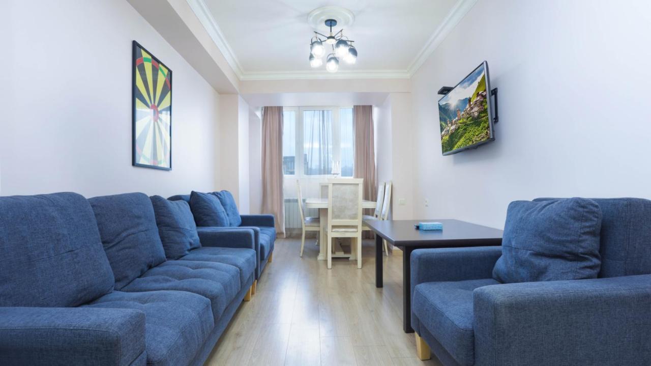 יירבאן Stay Inn Apartments On Amiryan 15 מראה חיצוני תמונה