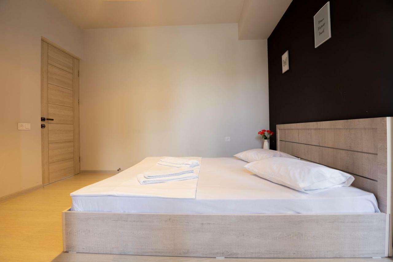יירבאן Stay Inn Apartments On Amiryan 15 מראה חיצוני תמונה