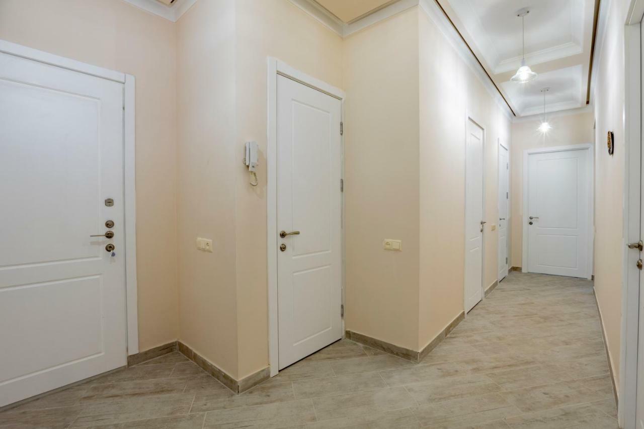 יירבאן Stay Inn Apartments On Amiryan 15 מראה חיצוני תמונה